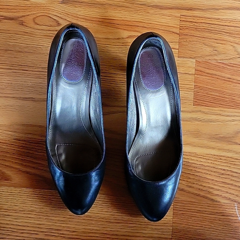 Calvin Klein Black Leather Pumps